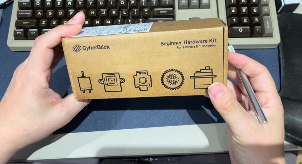 CyberBrick Beginner Hardware Kit