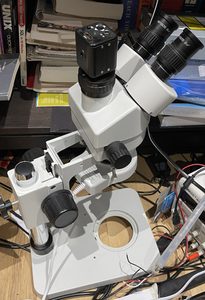 My stereo microscope, the one the TOMLOV replaced